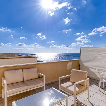 Con Vista Mare A 30 M Dal Mare Guest house *