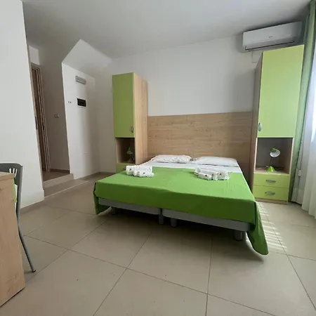 Con Vista Mare A 30 M Dal Mare Guest house *